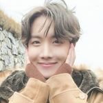 𝐇𝐨𝐛𝐢 🐿 𝕞𝕒𝕪𝕦 hobi_smile218